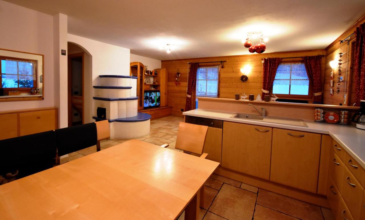 Chalet Alla Cascata Apartment บาเดีย ภายนอก รูปภาพ