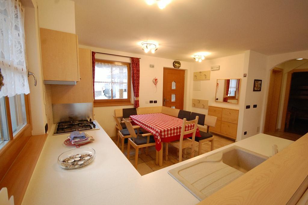 Chalet Alla Cascata Apartment บาเดีย ภายนอก รูปภาพ