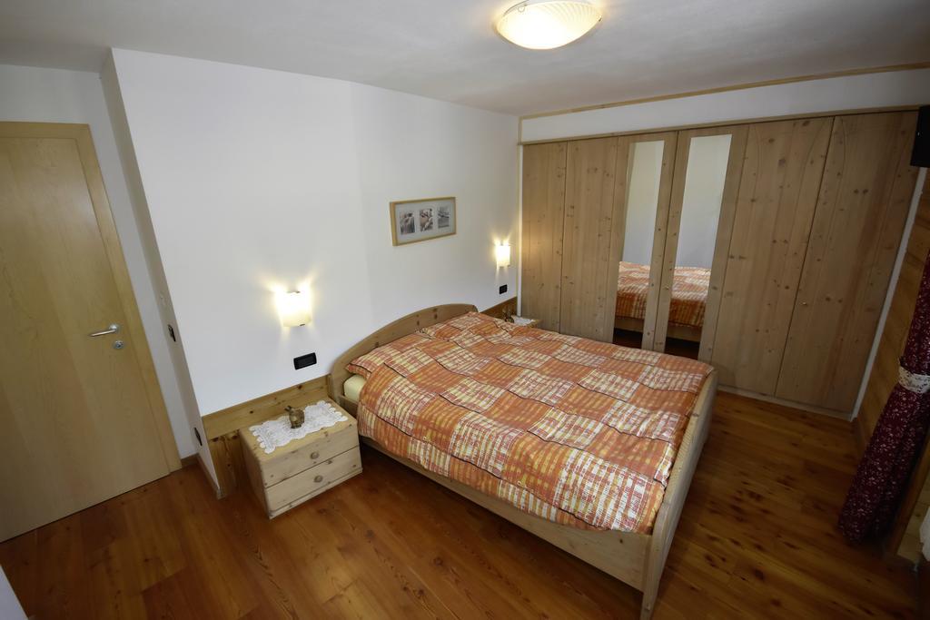 Chalet Alla Cascata Apartment บาเดีย ภายนอก รูปภาพ