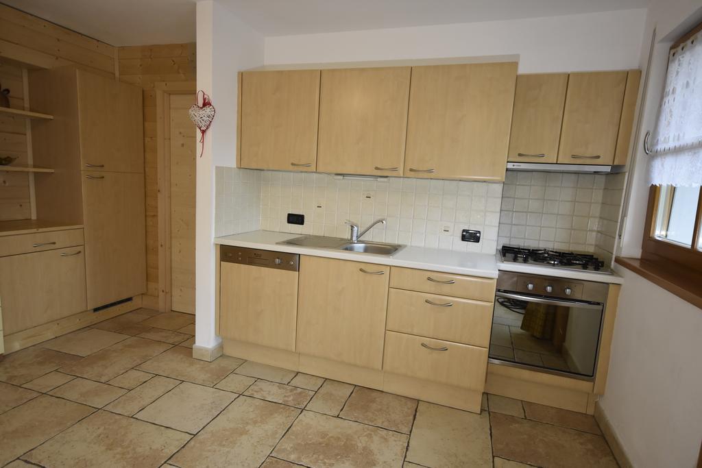 Chalet Alla Cascata Apartment บาเดีย ภายนอก รูปภาพ