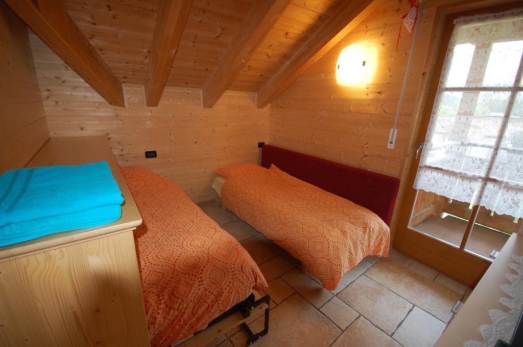 Chalet Alla Cascata Apartment บาเดีย ภายนอก รูปภาพ