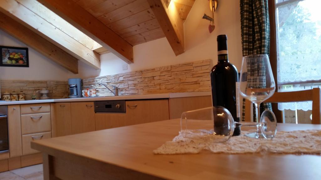 Chalet Alla Cascata Apartment บาเดีย ภายนอก รูปภาพ