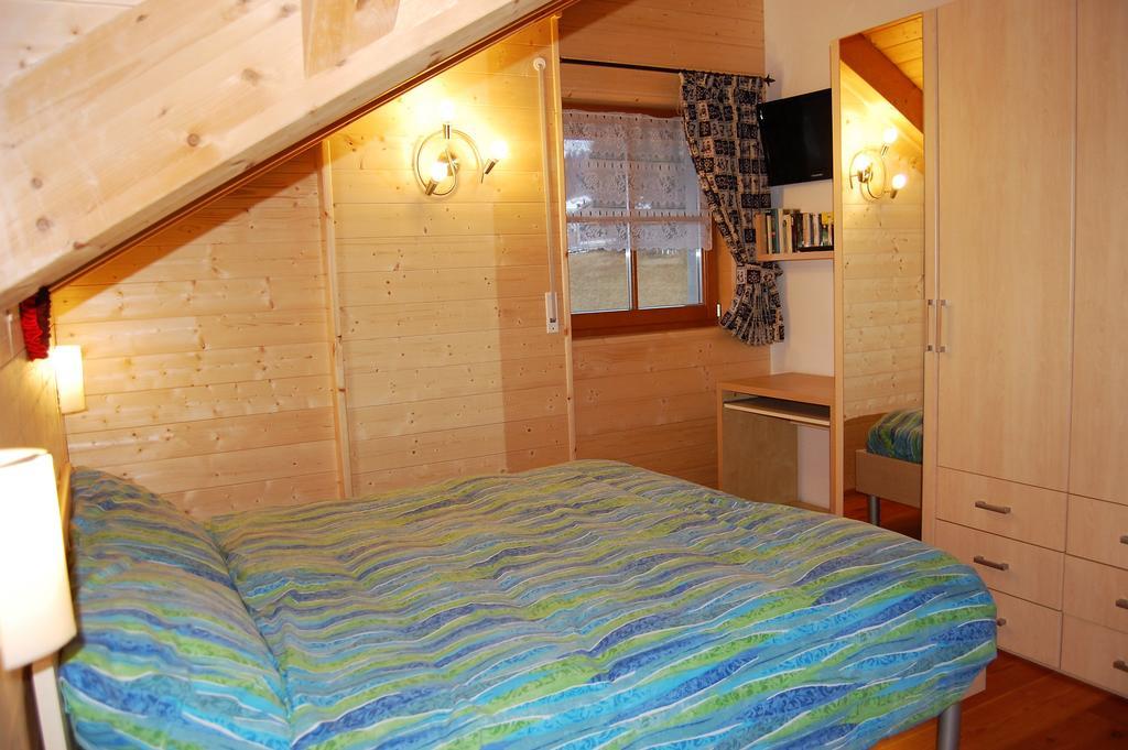 Chalet Alla Cascata Apartment บาเดีย ภายนอก รูปภาพ