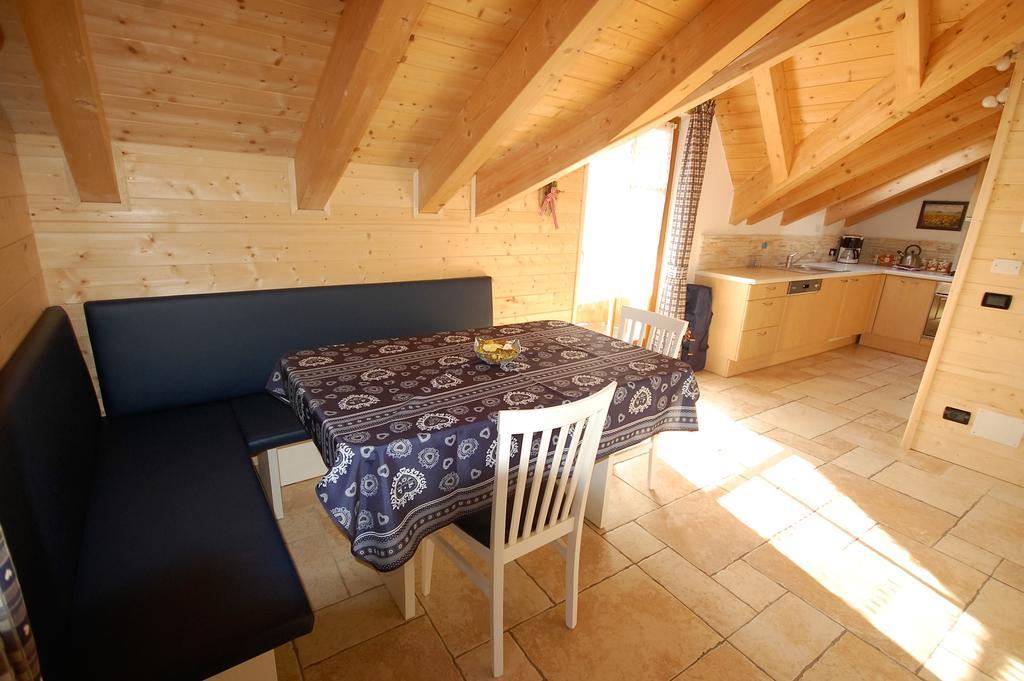 Chalet Alla Cascata Apartment บาเดีย ภายนอก รูปภาพ
