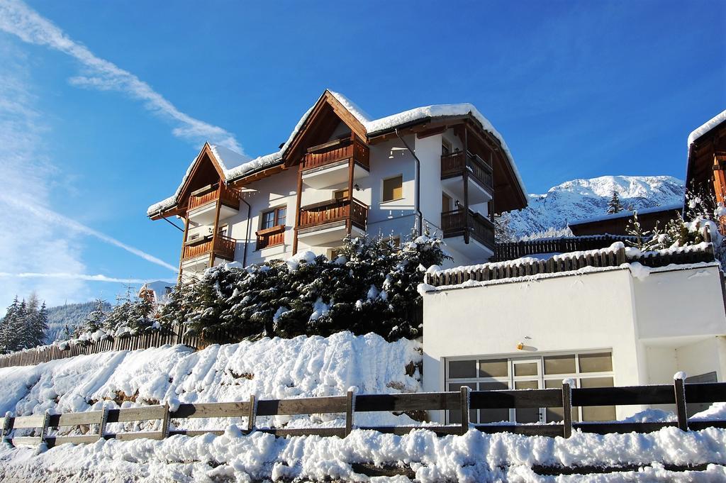 Chalet Alla Cascata Apartment บาเดีย ภายนอก รูปภาพ