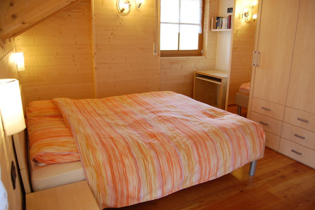 Chalet Alla Cascata Apartment บาเดีย ห้อง รูปภาพ