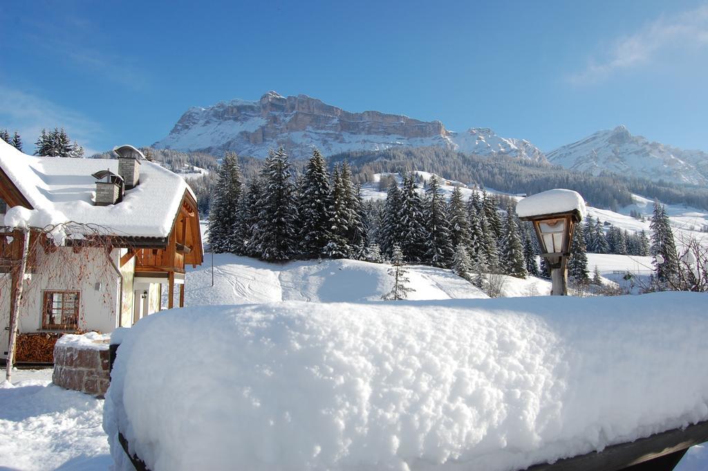 Chalet Alla Cascata Apartment บาเดีย ภายนอก รูปภาพ
