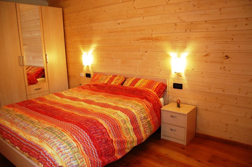 Chalet Alla Cascata Apartment บาเดีย ห้อง รูปภาพ