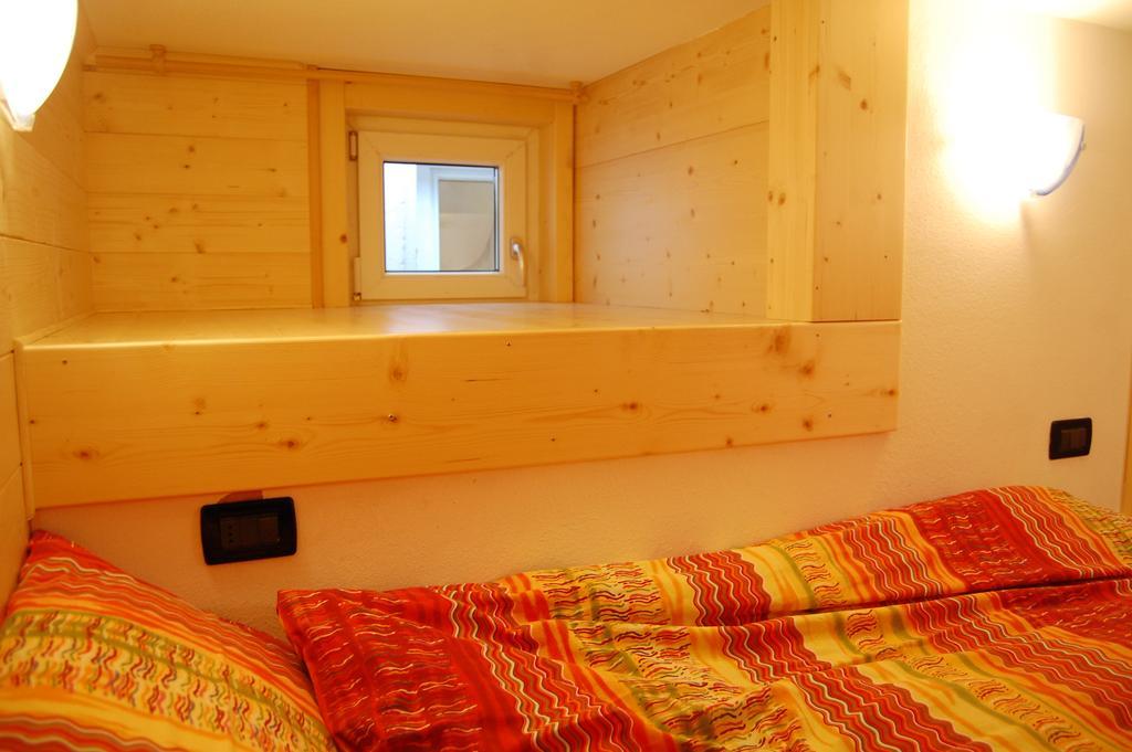Chalet Alla Cascata Apartment บาเดีย ห้อง รูปภาพ